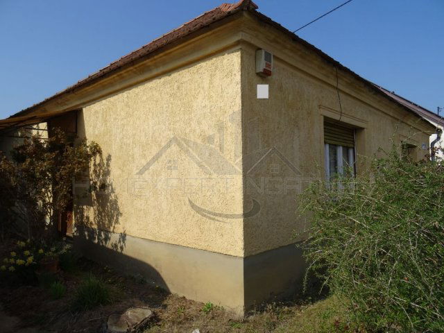 Eladó családi ház, Győrött 44.9 M Ft, 3 szobás