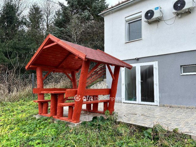 Eladó családi ház, Zalakaroson 28 M Ft, 3 szobás