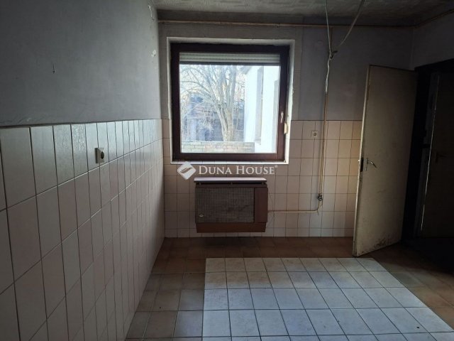 Eladó családi ház, Csapodon 42 M Ft, 4 szobás