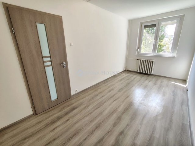 Eladó panellakás, Kecskeméten 45 M Ft, 2 szobás