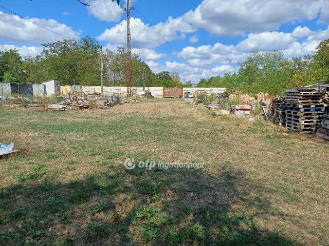 Eladó telek, Baján 10.5 M Ft / költözzbe.hu