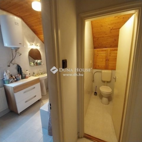 Eladó családi ház, Budapesten, XVI. kerületben 129.9 M Ft