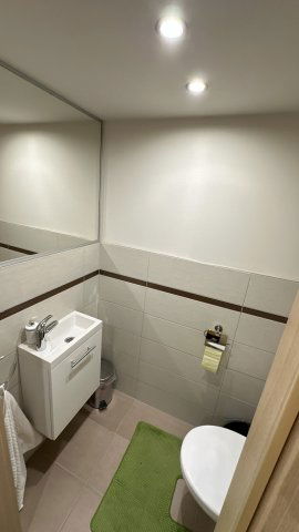 Eladó téglalakás, Budapesten, VIII. kerületben, Csepreghy utcában