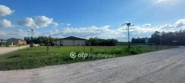 Eladó telek, Nagyszentjánoson 13.9 M Ft / költözzbe.hu