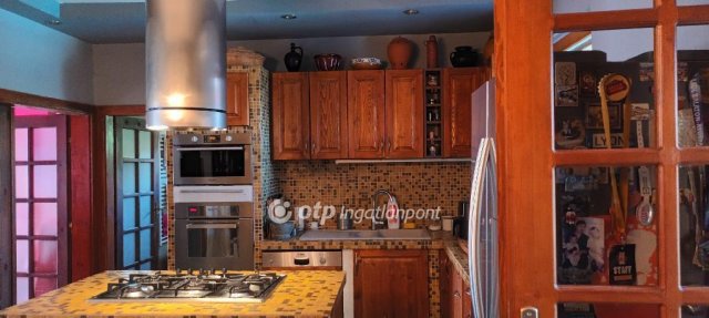 Eladó családi ház, Érden 149 M Ft, 3+3 szobás