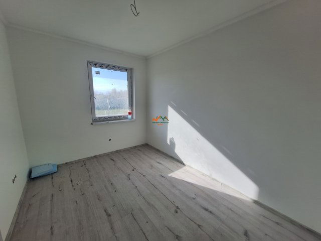 Eladó ikerház, Szigetcsépen 88.9 M Ft, 5 szobás