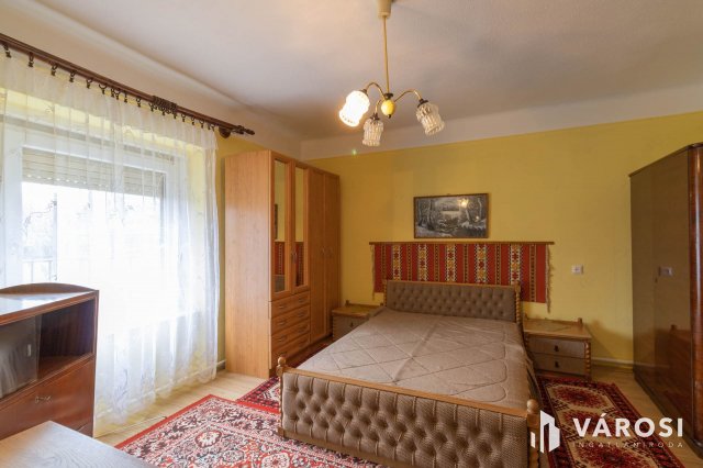 Eladó családi ház, Enyingen 47 M Ft, 3 szobás