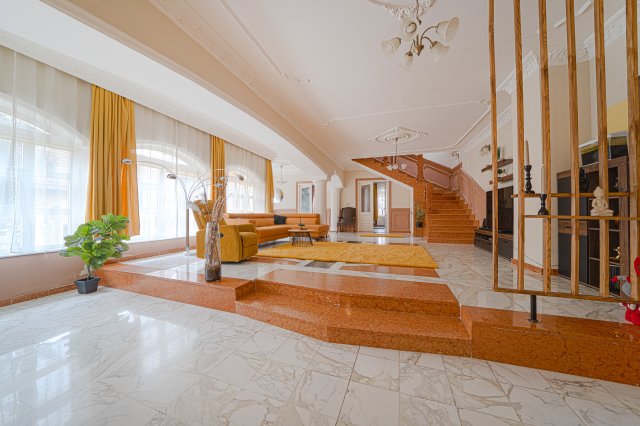 Eladó családi ház, Üllőn, Petőfi utcában 150 M Ft, 6+1 szobás