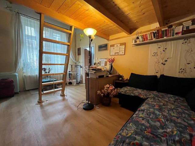 Eladó téglalakás, Budapesten, X. kerületben 43 M Ft, 1 szobás