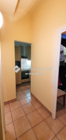 Eladó téglalakás, Budapesten, XIV. kerületben 100 M Ft, 4 szobás