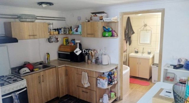 Eladó családi ház, Kunszentmiklóson 34.9 M Ft, 3 szobás
