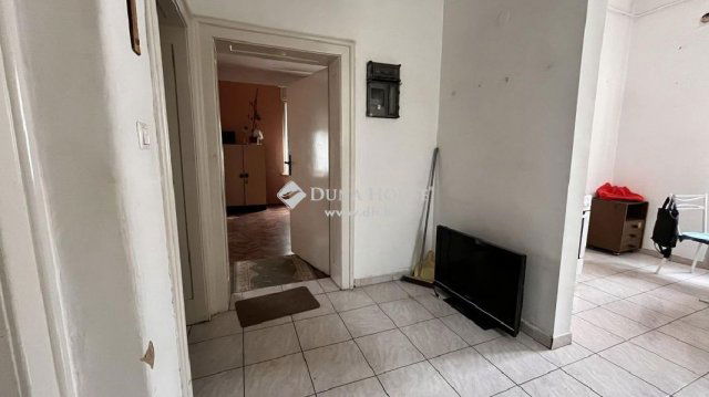 Eladó családi ház, Szombathelyen 75.2 M Ft, 6 szobás