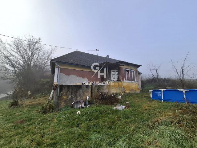 Eladó családi ház, Jásdon 13.49 M Ft, 2 szobás