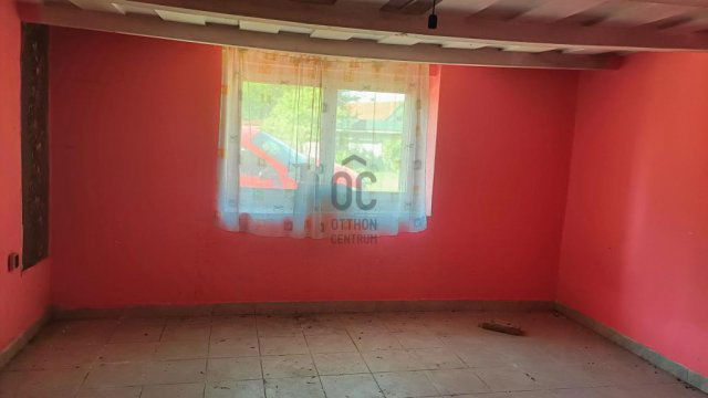 Eladó családi ház, Nagykőrösön 7 M Ft, 2 szobás