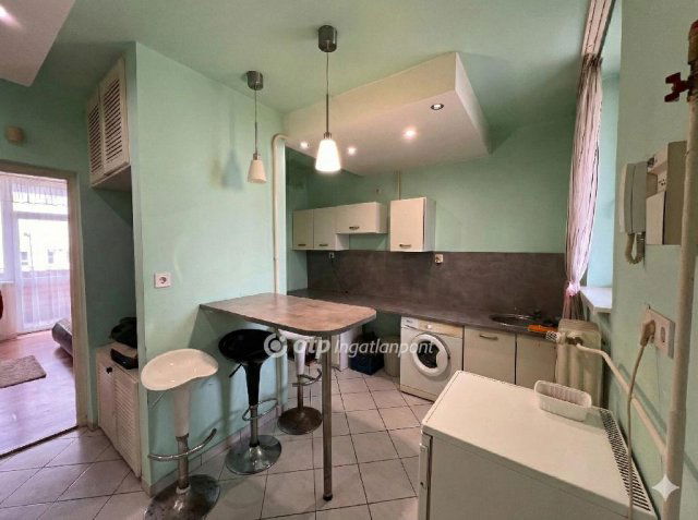 Eladó téglalakás, Nyíregyházán 69.9 M Ft, 3 szobás