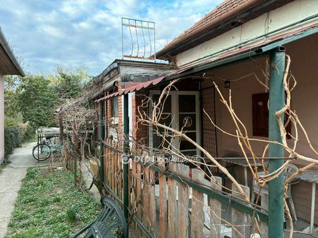 Eladó üzlethelyiség, Sarkadon 12.5 M Ft / költözzbe.hu