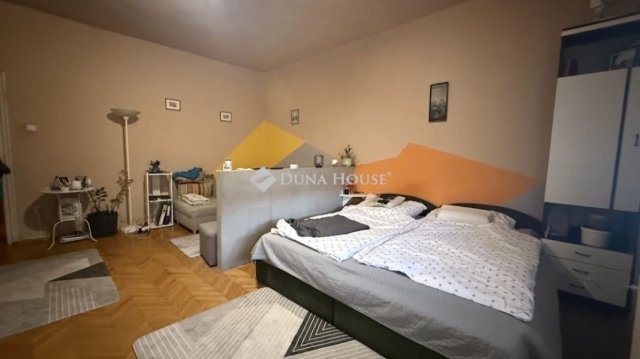 Eladó családi ház, Szombathelyen 85.9 M Ft, 5 szobás