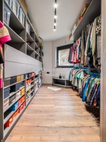 Eladó családi ház, Budapesten, II. kerületben 349 M Ft, 6 szobás