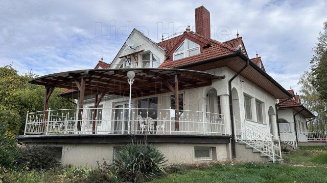 Eladó családi ház, Balatongyörökön 199 M Ft, 16 szobás