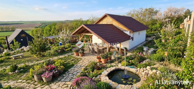 Eladó családi ház, Mányon 28 M Ft, 3 szobás