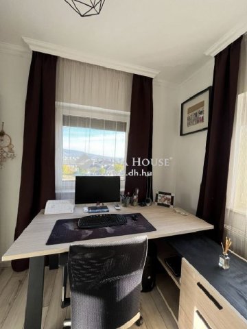 Eladó ikerház, Törökbálinton 325 M Ft, 5 szobás