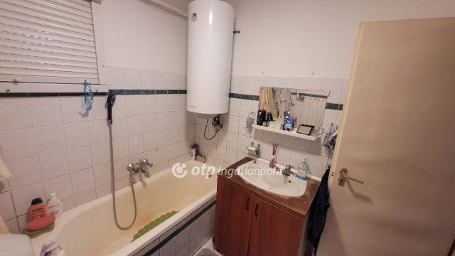 Eladó családi ház, Jászjákóhalmán 11.7 M Ft, 3 szobás