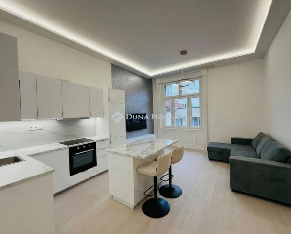 Eladó téglalakás, Budapesten, IX. kerületben 177 M Ft, 4 szobás