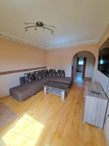 Kiadó téglalakás, albérlet, Oroszlányban 150 E Ft / hó