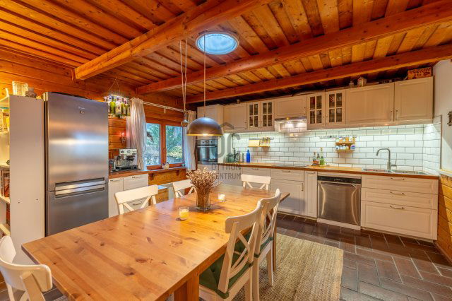 Eladó családi ház, Pilisszentlászlón 165 M Ft, 4 szobás