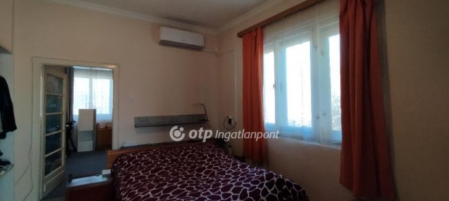 Eladó családi ház, Nagykátán 32 M Ft, 3 szobás
