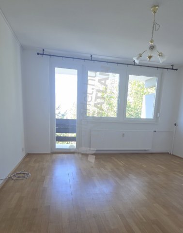 Kiadó téglalakás, albérlet, XI. kerületben, Somlói úton