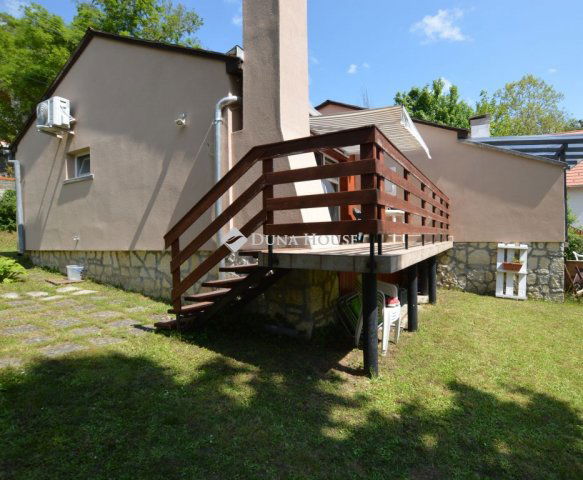 Eladó ikerház, Tihanyban 112 M Ft, 2 szobás