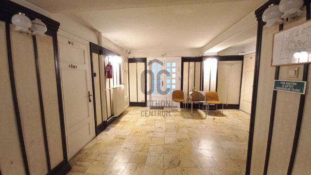 Kiadó iroda, Budapesten, V. kerületben 685 E Ft / hó