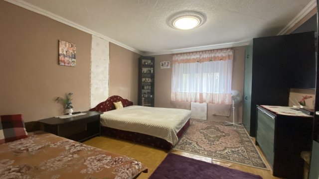 Eladó családi ház, Földesen 18.7 M Ft, 2 szobás