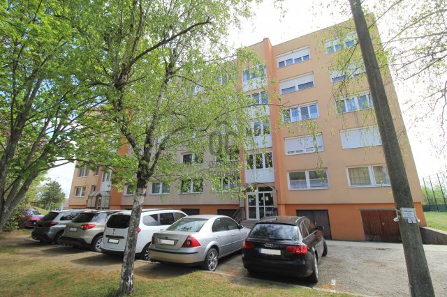 Eladó panellakás, Kistarcsán 52.9 M Ft, 2 szobás