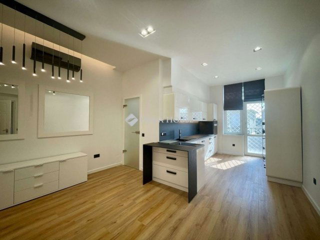 Kiadó téglalakás, albérlet, Budapesten, V. kerületben, 1 szobás