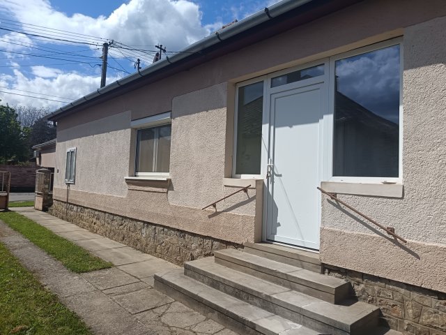 Eladó családi ház, Sellyén 31.9 M Ft, 2 szobás