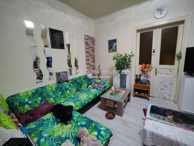 Eladó családi ház, Vecsésen 49.5 M Ft, 2 szobás