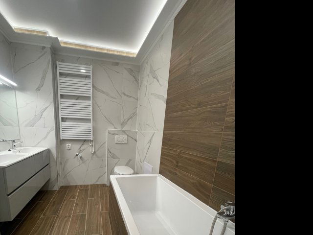 Eladó panellakás, Pécsett, Építők útján 63.9 M Ft