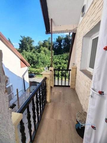 Eladó családi ház, Zalakaroson 79.9 M Ft, 5 szobás