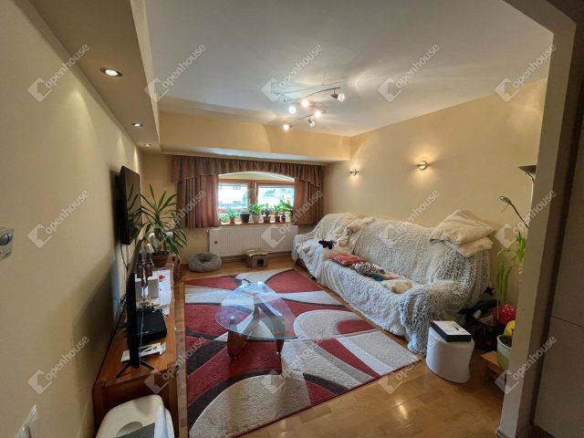 Eladó téglalakás, Sopronban 69.6 M Ft, 4 szobás