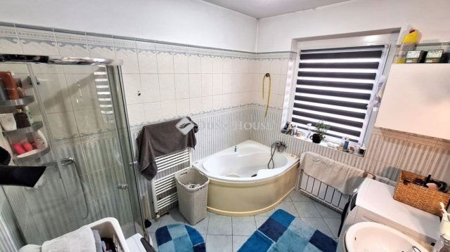 Eladó családi ház, Bugyin 89.9 M Ft, 3 szobás