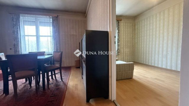 Eladó téglalakás, Szombathelyen 50.7 M Ft, 3 szobás