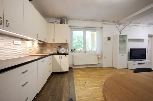Eladó családi ház, Budakeszin 99 M Ft, 5 szobás