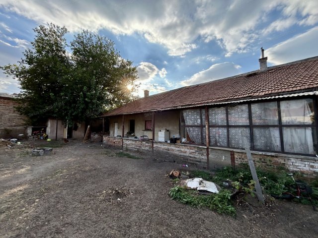Eladó családi ház, Budapesten, XX. kerületben 46.9 M Ft