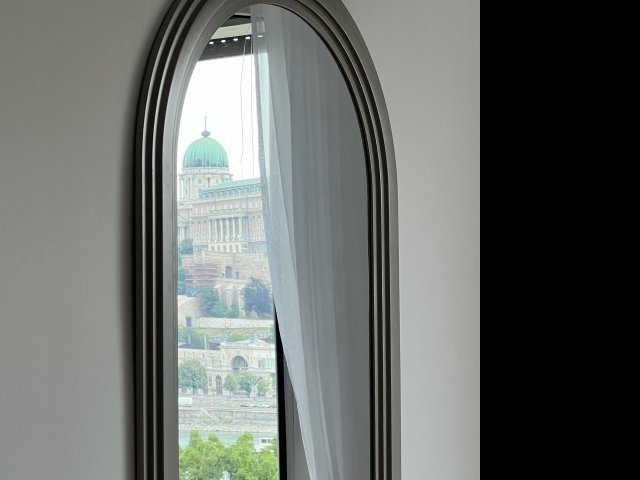 Kiadó téglalakás, albérlet, V. kerületben, Petőfi téren