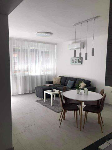 Kiadó téglalakás, albérlet, VII. kerületben, Madách Imre úton