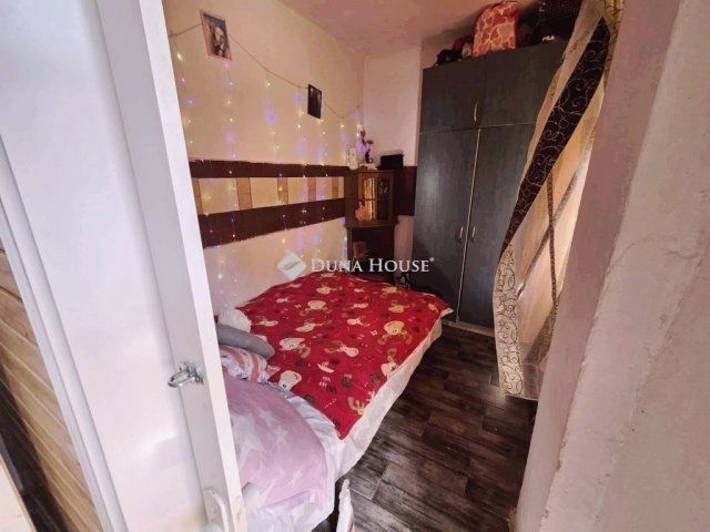 Eladó családi ház, Szegeden 57.9 M Ft, 4+2 szobás