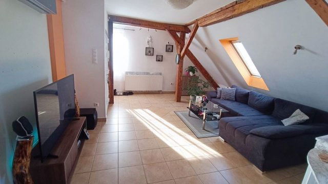 Kiadó téglalakás, albérlet, Debrecenben 230 E Ft / hó, 3 szobás