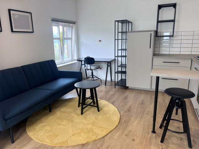 Kiadó téglalakás, albérlet, Balatonfüreden 250 E Ft / hó